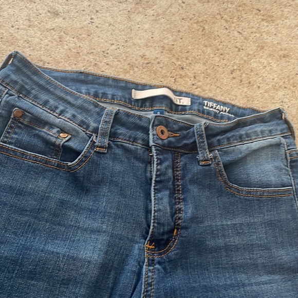 Skinny ankle - Picture 3 of 3